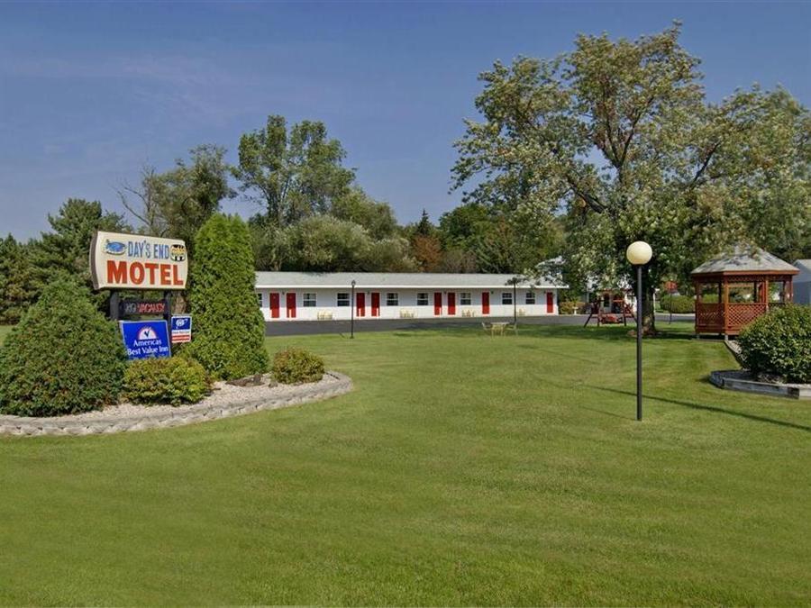 Day'S End Motel Plainville Exterior foto